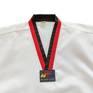 Uniforme de Taekwondo WTF al por Mayor, Color Rojo y Negro, Cuello en V, Ligero, Transpirable, Personalizado, para Entrenamiento de Artes Marciales para Niños - Product Image 5