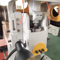 Machine de poinçonnage mécanique JADUN JB21-25T à performance stable, moteur 5,5 kW, 380 V, course de glissière de 60 mm pour le formage et l'estampage industriel