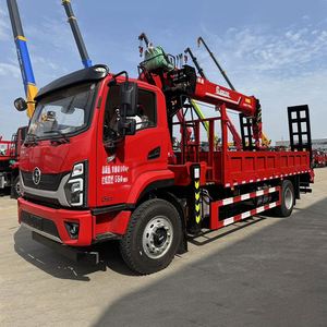 Grúa Montada en Camión Shacman Changwei de 8 Toneladas con Pluma de 5 Secciones y Rampa para Transporte de Excavadoras y Maquinaria de Ingeniería - Product Image 2