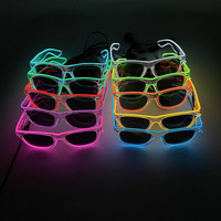 Lunettes LED lumineuses d'Halloween en gros, lunettes de soleil scintillantes pour fête avec 3 modes de clignotement, accessoire pour promotion de club et festival