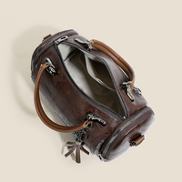 Tas Boston Retro dengan Pegangan Atas untuk Wanita, Tas Selempang Kulit Elegan, Dekorasi Rumbai Kucing Lucu, Tas Tangan Kasual untuk Perjalanan