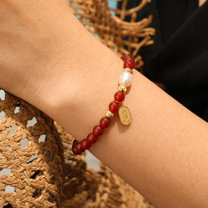 Bracelet <span class=keywords><strong>en</strong></span> Agate Rouge Porte-Bonheur avec Perle d'Eau Douce et Bille <span class=keywords><strong>en</strong></span> Acier, Bracelet <span class=keywords><strong>en</strong></span> Cinabre <span class=keywords><strong>pour</strong></span> Anniversaire <span class=keywords><strong>de</strong></span> Filles - <span class=keywords><strong>Vente</strong></span> <span class=keywords><strong>en</strong></span> <span class=keywords><strong>Gros</strong></span> - Product Image 2