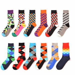 Calcetines Divertidos de Dibujos Animados para Hombre y Mujer al por Mayor de China 2022 - Product Image 6