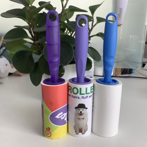 Rodillo Quitapelusas Adhesivo para Limpiar Ropa de Perros y Gatos - Product Image 2