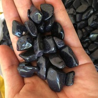 Prix usine DIY : Cristaux bruts naturels de grès bleu, gravier de cristal de quartz, macadam de cristal pour la lithothérapie