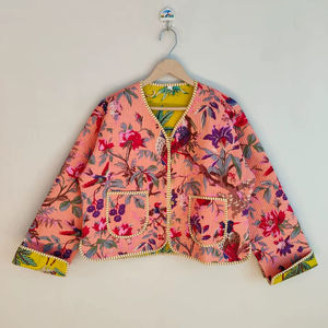 Chaqueta Bomber Ecológica Acolchada de Algodón con Estampado Floral para Mujer, Chaqueta Corta Boho Hecha a Mano, Ropa de Abrigo de Invierno Reversible Estándar - Product Image 1