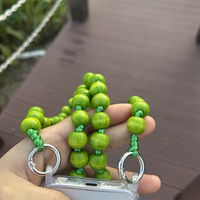 Étui transparent pour iPhone 18 Pro avec cordon de téléphone portable à porter en bandoulière, étui avec cordon de téléphone à perles en bois pour iPhone 14 15 16 17