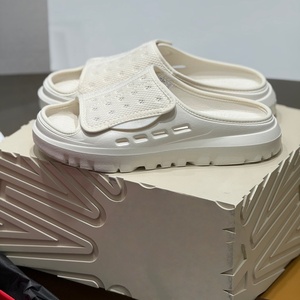 Wholesale Summer new Luxurious designer <b>slippers</b> Outdoor sports beach shoes Mesh Anti-slip and breathable Men's Shoes - Product Image 4