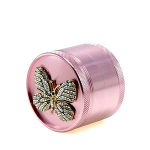 4 piezas de molinillo bonito de aluminio de 2,5 "para niñas con tapa de Animal de diamante Artificial decoración de mariposa suministros de ahumadero rosa - Product Image 6