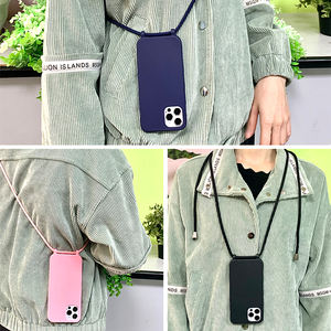 Funda de Silicona para Teléfono Móvil con Correa de Cuello y Cordón Cruzado con Diseño de Oso Lindo 2024 para iPhone 15 14 13 12 - Product Image 2