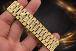 Reloj de Lujo Estilo Presidente con Incrustaciones de Diamantes, Bisel Dorado con Baguettes, Esfera con Fecha y Día, Automático, para Hombre, Estilo Hip Hop - Product Image 2