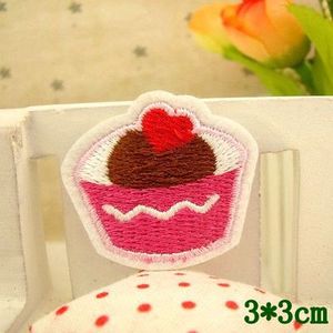 Patchs brodés thermocollants en feutre, motifs donuts, bonbons, glaces, gâteaux, mignons, avec support adhésif pour vêtements et cadeaux - Product Image 2
