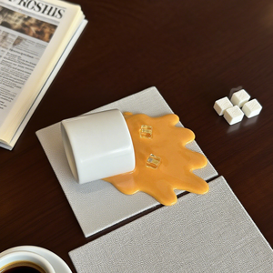 Portatelefono che abbatte il tè al latte e caffè che ribalta lo scherzo della tazza per bevande cucchiaio di sostegno artigianale decorazione creativa del Desktop - Product Image 3