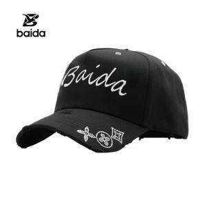 Gorras de Béisbol de Lujo G5 al por Mayor, 31 Gorras Personalizadas de Gamuza con Bordado, Pedrería y Patrón de Letras, Tela Común - Product Image 1