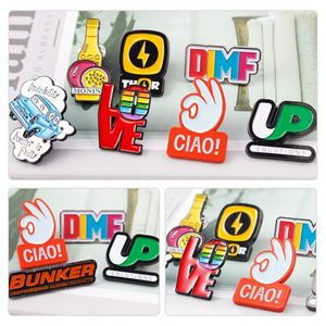 Vente en gros de pin's métalliques sans minimum de commande, badges en résine époxy avec logo personnalisé, pin's émaillés personnalisés sur le thème de l'anime - Product Image 6