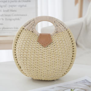 Vente en gros de sac rond élégant en rotin sac fourre-tout de plage en osier pour femmes pour l'été sac à main en paille - Product Image 3