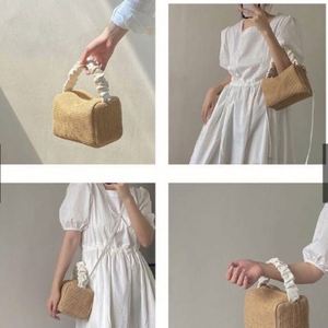 Wholesale Summer Lady Plastic Faux Straw Beach <b>Mini</b> Bag Women Handbag With Faux Leather Handle - Product Image 5