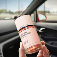 Rafraîchisseur d'air intérieur de voiture moderne Diffuseur d'arômes en alliage longue durée Caractéristiques Poire Orange Parfums pour voitures Bureau Placement