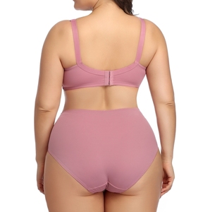 Ensemble soutien-gorge et culotte grande taille, couleur unie nude, bonnets D, E, F - Product Image 2