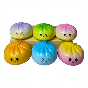 ของเล่นบีบคลายเครียดรูปซาลาเปาหน้ายิ้มหลากสีสัน Rainbow PU - Product Image 2