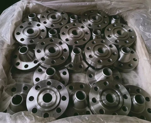 Bride en acier allié QD personnalisable avec traitement de surface RF - Modèle 1/2"-80" Taille sur mesure, pression nominale pour usage industriel - Product Image 3