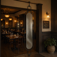 Paravent moderne en verre et métal avec thème artistique et design luxueux