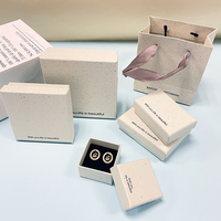 Caja de Embalaje para Anillos y Pendientes con Cajón Deslizable - Caja de Regalo de Lujo Personalizada con Logotipo (Material de Papel Premium)