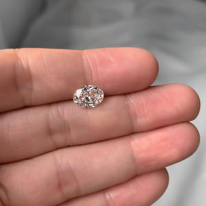 सुंदर लड़की ट्रेंडी ठीक अंडाकार गहने 10k 14k 18k ठोस सोने की सफेद सगाई की जिया लैब हीरे के छल्ले - Product Image 5