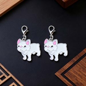 พวงกุญแจโลหะเคลือบแข็งและอ่อนรูปสัตว์การ์ตูนสุนัขและแมวพร้อมโลโก้สั่งทำขายส่งสำหรับของขวัญส่งเสริมการขาย - Product Image 2