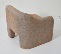 Fauteuil en tissu texturé marron contemporain Chaise de loisirs minimaliste et élégante avec revêtement moderne Caractéristiques
