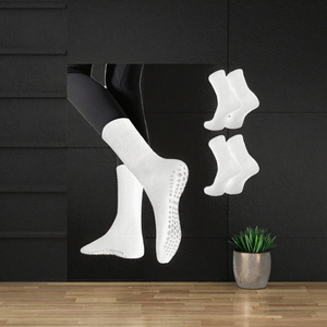 Chaussettes de sport en coton antidérapantes blanches respirantes pour le Pilates, le ballet et l'entraînement en automne - Product Image 3