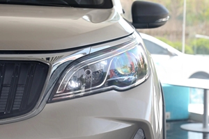 For Livan X3 Pro Cheap and Comfortable Manual Gear Left Steering R16 Tires Rear Camera Metal Roof Rack - Product Image 5