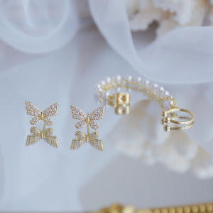 Pendientes asimétricos de perlas con diamantes de imitación, borla larga <span class=keywords><strong>sin</strong></span> perforaciones, conjunto de pendientes de Clip para hueso del oído para mujer - Product Image 2