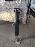 Remorque Mobile de Luxe VIP 4 Stations, Toilettes Extérieures Portables Haut de Gamme avec Douche et WC pour Parcs