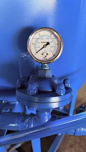 Sistema integrado de mezcla y bombeo de hormigón de alta presión de 62 bar, con doble motor y mezclador sincrónico de doble cilindro. - Product Image 5