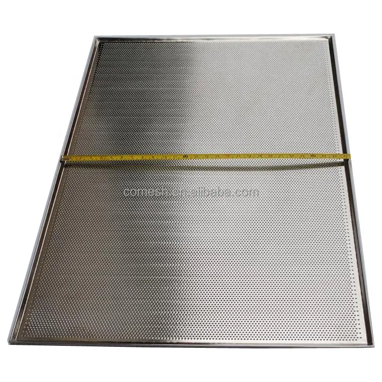 Stainless steel 304 bakery perforated baking sheet pan/drying tray/wire mesh tray punching sheet