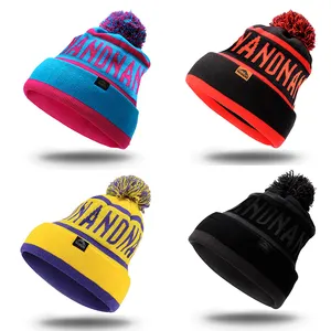 Wholesale Custom Beanie Your Own Embroidery Logo Woven Label 1 Pom Pom Beanie Hat / Knitted Beanie in Winter Hat