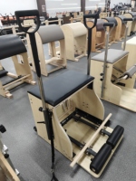 Großhandel Verstellbare Ahornholz Wunda-Stühle Großbestellungen mit Individuellen Farben & Logo für Pilates-Händler