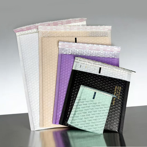 Sobres Acolchados de Burbujas Impresos Personalizados, Bolsas de Correo Autoadhesivas Impermeables para Embalaje de Comercio Electrónico - Product Image 6