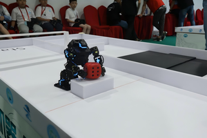 My Robot Time: Robot Umanoidi Educativi da Scrivania, Programmabili, Controllo tramite App, Kit di <span class=keywords><strong>Intelligenza</strong></span> <span class=keywords><strong>Artificiale</strong></span> per Bambini - Product Image 4