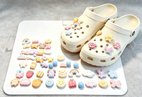 Breloques et appliques en PVC pour chaussures, motifs variés, design personnalisé, vente en gros, accessoires de chaussures détachables à faire soi-même