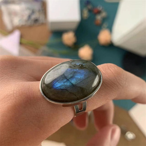 Nouveaux arrivages de cristaux réglables bijoux de guérison de forme ovale naturel coloré mixte cristaux de <span class=keywords><strong>quartz</strong></span> anneaux pour cadeau - Product Image 6