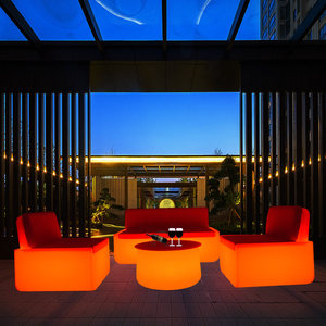 Leading Supplier Luxury Space Event Furniture <strong>White</strong> Lounge Couches for Parties and Weddings - Product Image 4