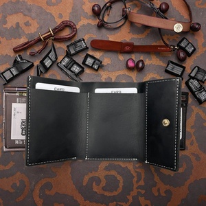 Vintage Slim Real Leather RFID ID Card Holder Mini Multi-Function Genuine Leather Wallet Open Closure Thread Short for Men - Product Image 2
