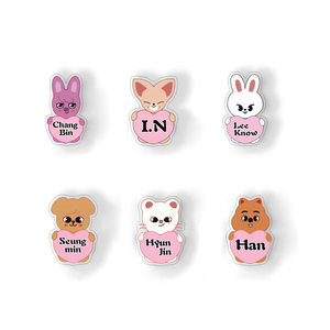 สินค้าใหม่! เข็มกลัดอะคริลิคตัวการ์ตูน พิมพ์ลายการ์ตูนด้วย UV บนพลาสติก จี้แฟชั่นสุดเก๋ - Product Image 1