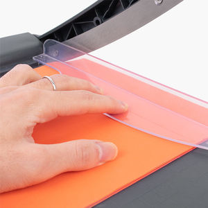 Taglierina Manuale Portatile per Carta 12x12 Pollici, Capacità 16 Fogli con Base a Griglia e Righello, Compatibile A4 per Artigianato e Uso Domestico - Product Image 6