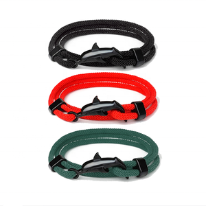 Bracelet de requin animal marin, bracelet de dauphin de mer réglable multicouche, bracelet extensible en corde de style plage fait à la main - Product Image 1