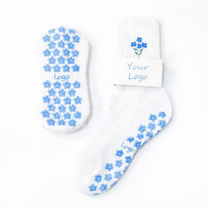 Calcetines de Yoga y Pilates Antideslizantes Personalizados para Mujer, Suaves, de Alta Calidad, con Agarre Personalizado - Product Image 3