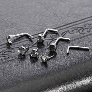 G23 Titane Bijoux perforés en forme de <span class=keywords><strong>L</strong></span> Courbe carrée en forme de cœur Anneau de nez sans fil Bijoux de piercing corporel <span class=keywords><strong>Aiguille</strong></span> clou de nez - Product Image 3