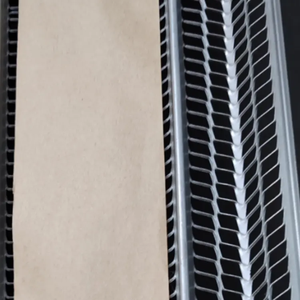 <span class=keywords><strong>Grillage</strong></span> métallique galvanisé, <span class=keywords><strong>grillage</strong></span> nervuré en acier inoxydable pour plâtre, stuc, renforcement du béton, matériaux de construction durables - Product Image 4